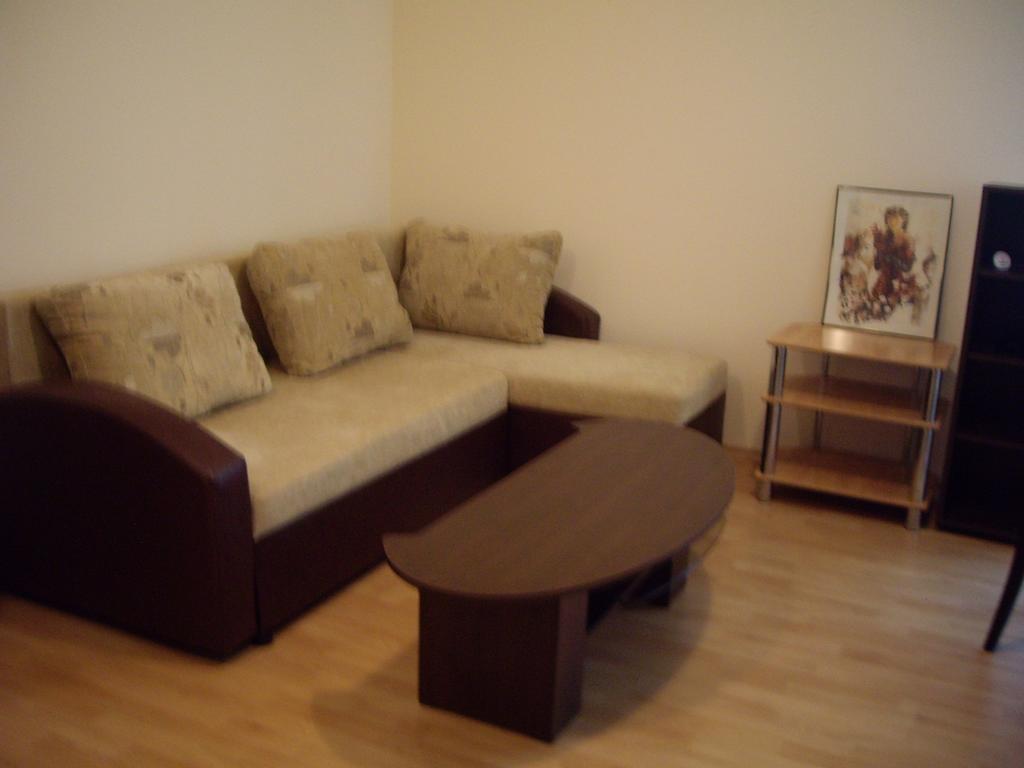Private Apartments In Privilige Fort Beach Elenite Bagian luar foto