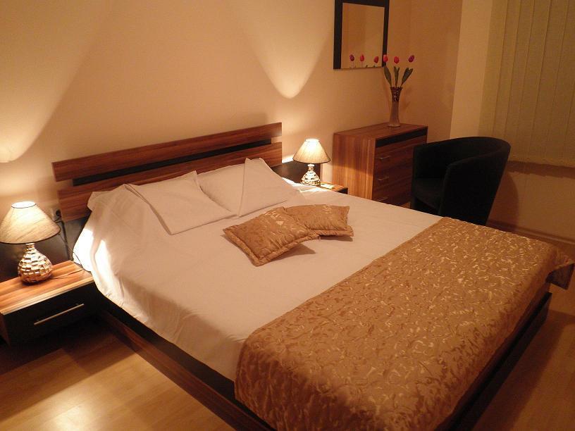 Private Apartments In Privilige Fort Beach Elenite Bagian luar foto